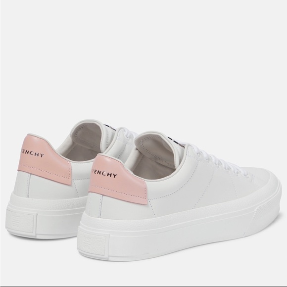Givenchy
Givenchy City Court Lace-Up Sneakers - Picture 3 of 10